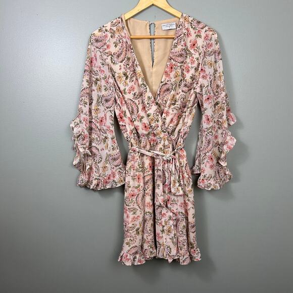 Dress Forum Floral Paisley Chiffon Ruffle Angel Sleeve Mini Dress V-Neck Small - Picture 3 of 7